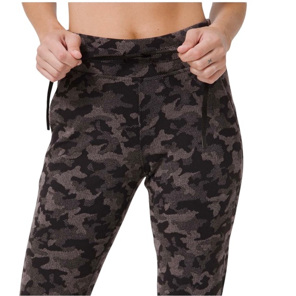 Lululemon Ready to Rulu Jogger Crop Heritage Camo Jacquard Black Rock size 4 - Picture 2 of 9